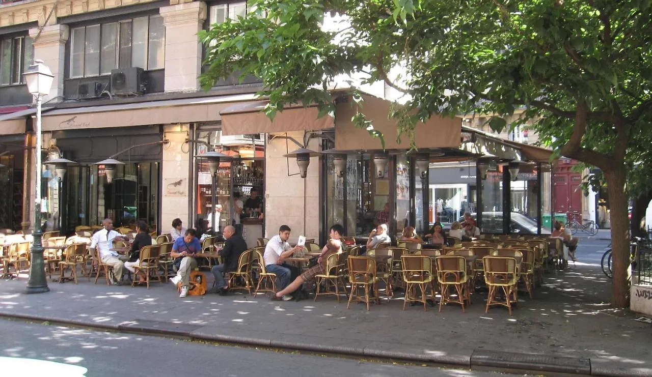 Montorgueil Beautiful Apartment Paris